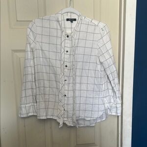 Banana Republic White Casual Button Down Shirt